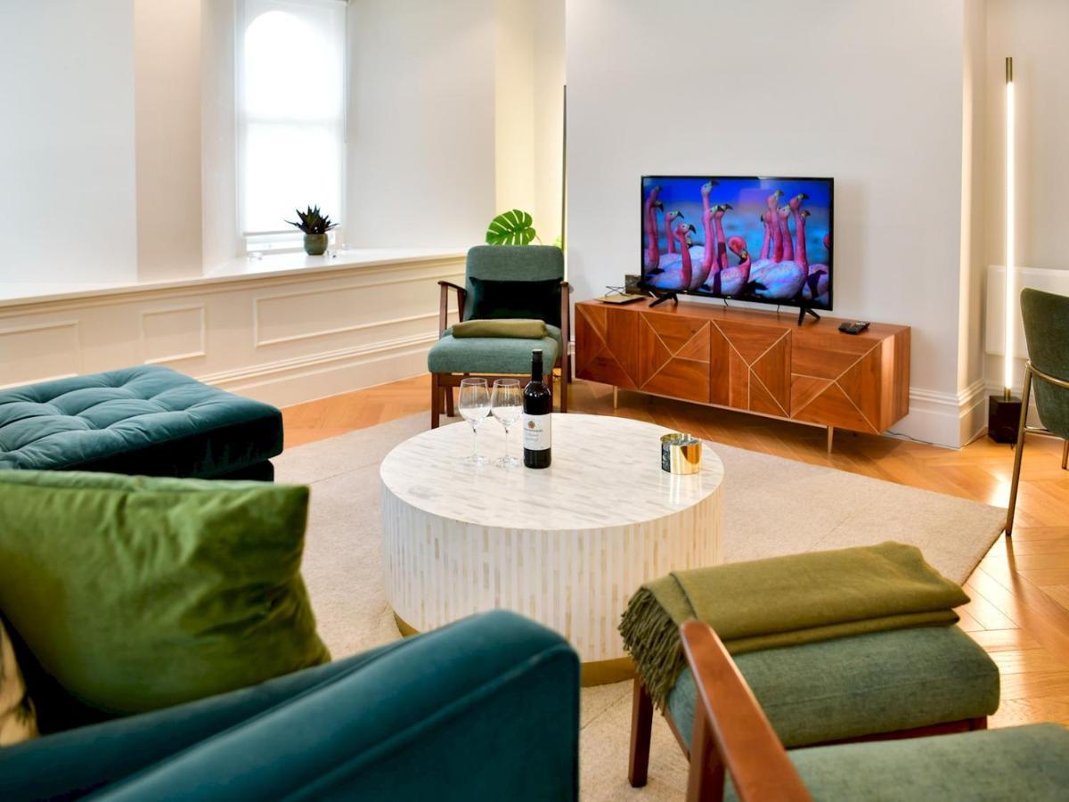 Pass The Keys Beautiful 2 Bed Apartment With Parking In The Bay 카디프 외부 사진