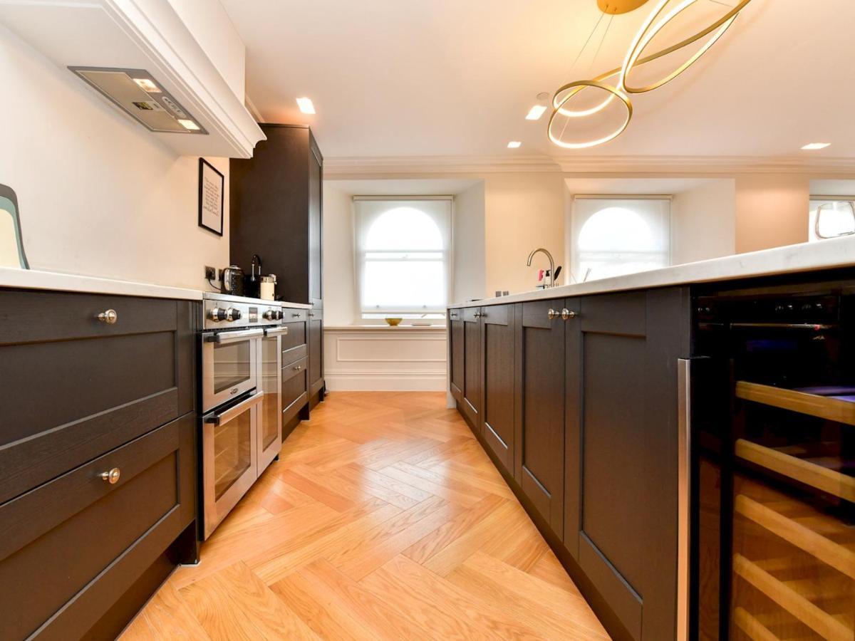 Pass The Keys Beautiful 2 Bed Apartment With Parking In The Bay 카디프 외부 사진